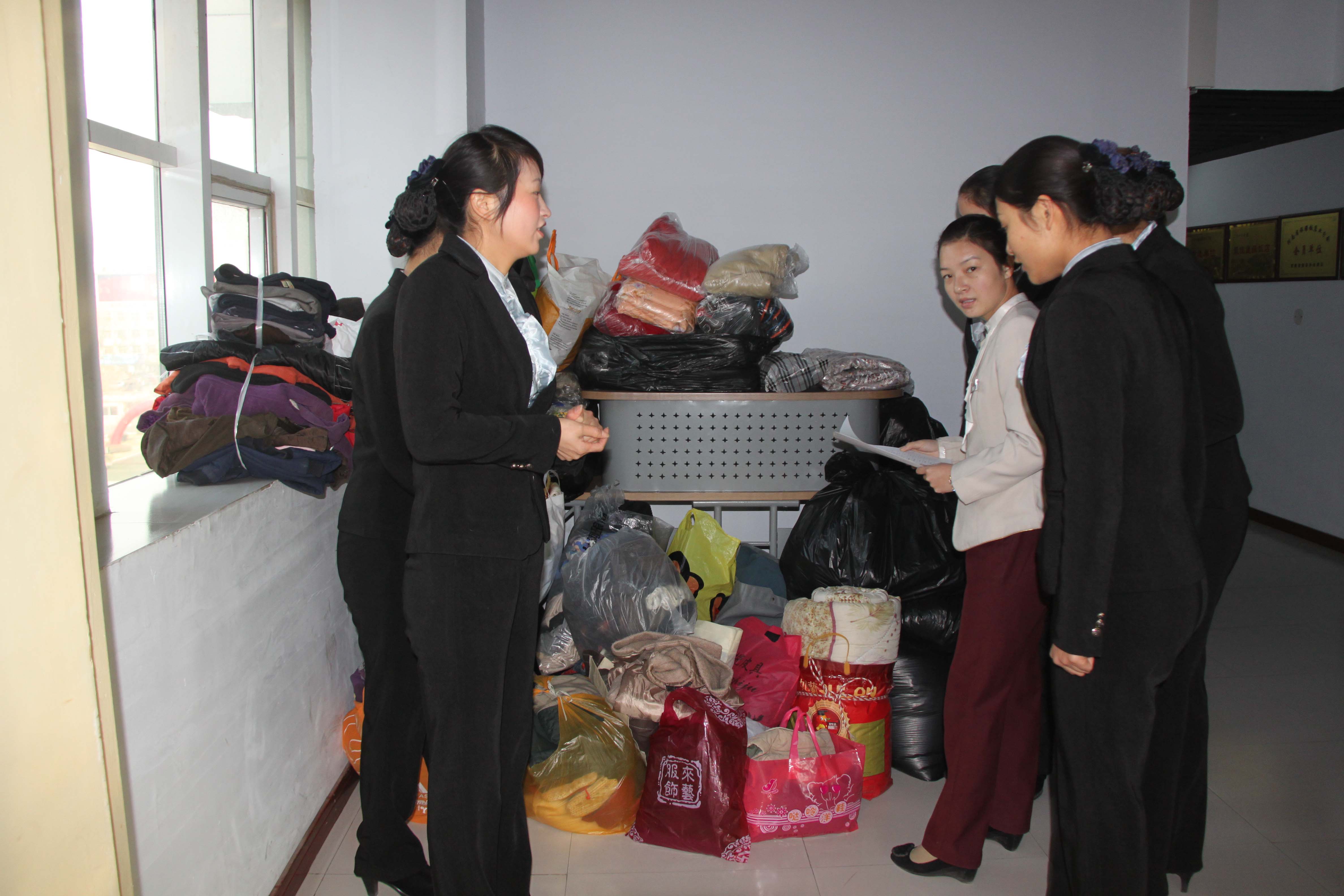 全員參與 奉獻愛心